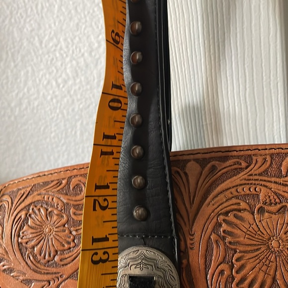 Trinity Ranch Cowhide Leather Purse - Picture 4 of 11